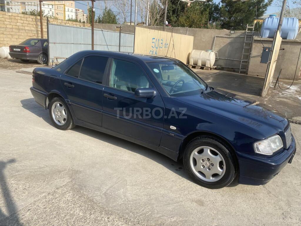 Mercedes C 180