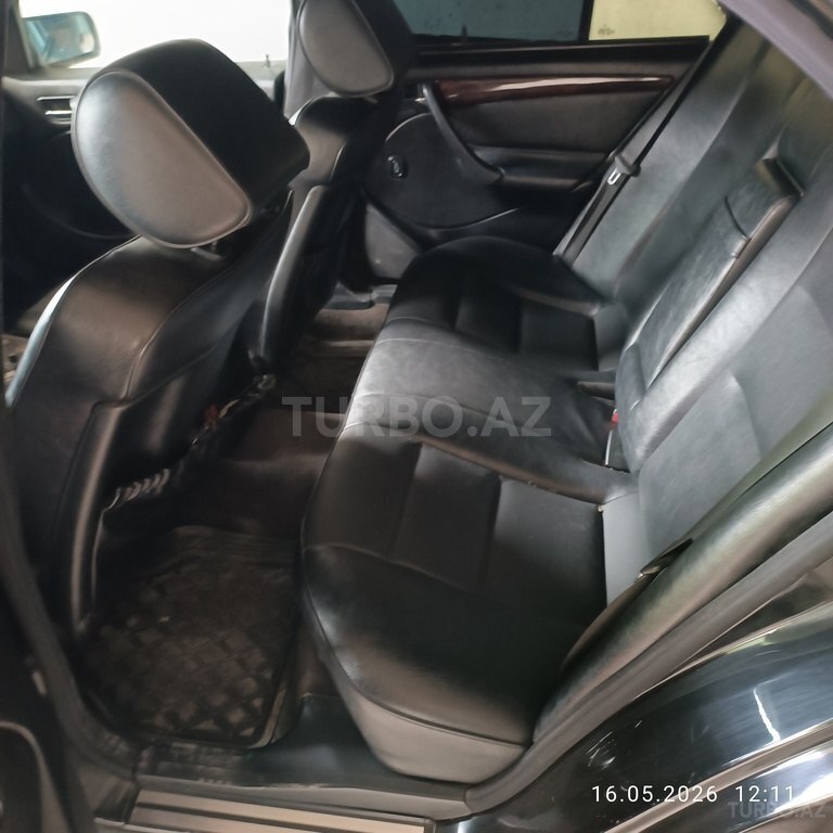 Mercedes C 280