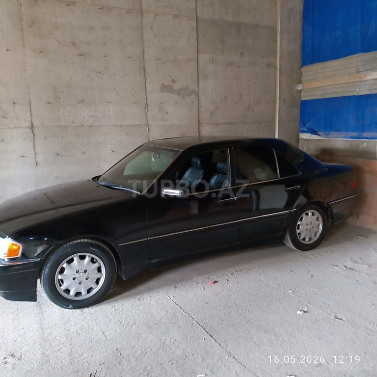 Mercedes C 280