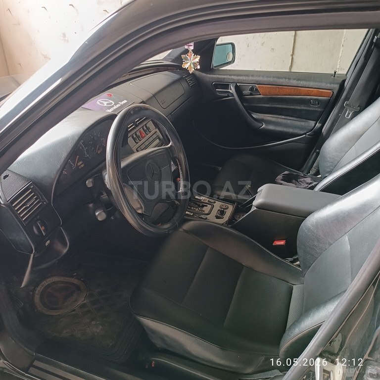 Mercedes C 280