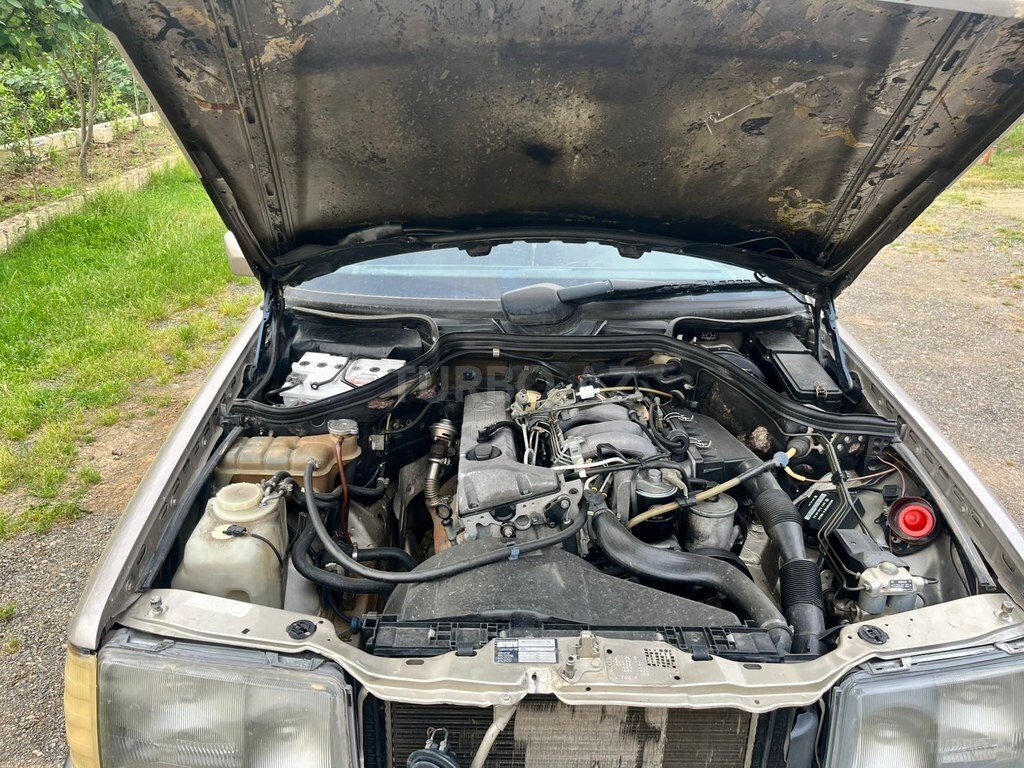 Mercedes 200 D
