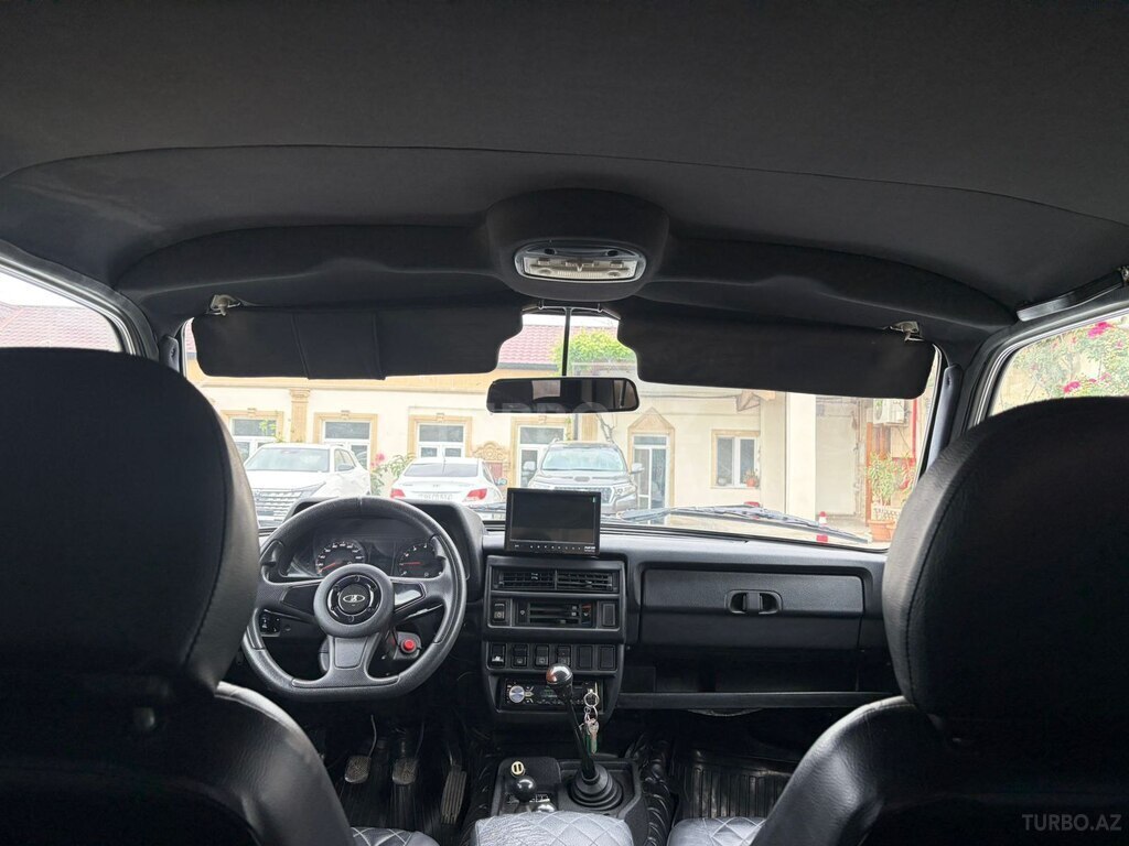 LADA (VAZ) Niva