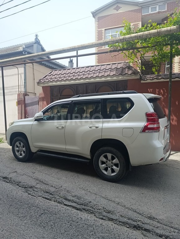 Toyota Land Cruiser Prado