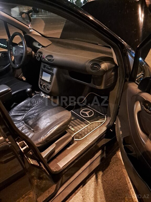 Mercedes A 160