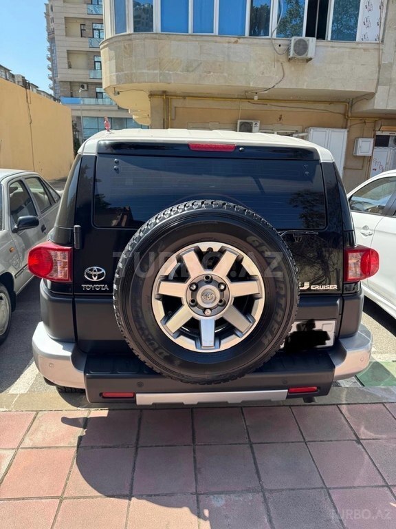 Toyota FJ Cruiser