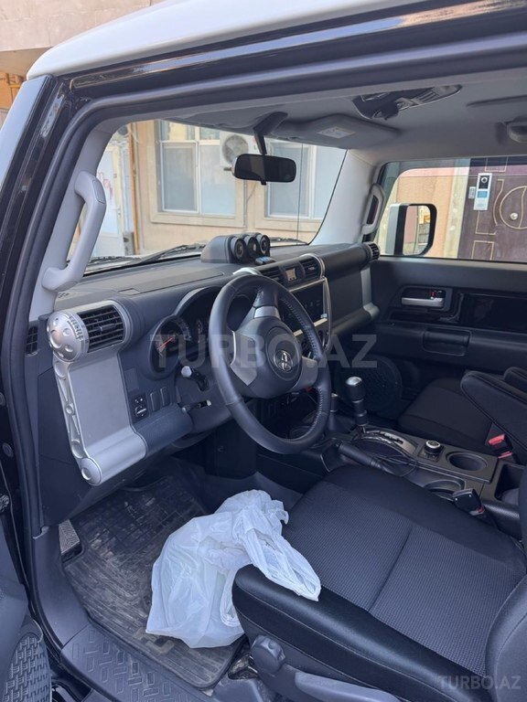 Toyota FJ Cruiser
