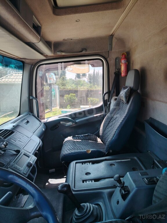 Mercedes Atego 815