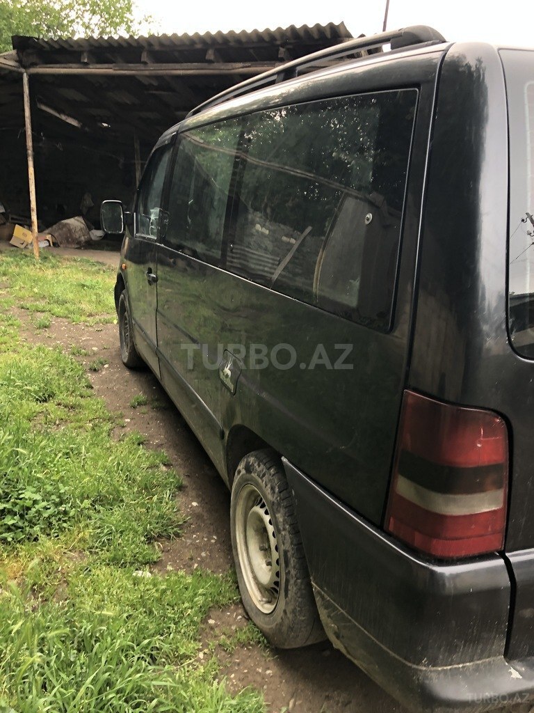 Mercedes Vito 108 D