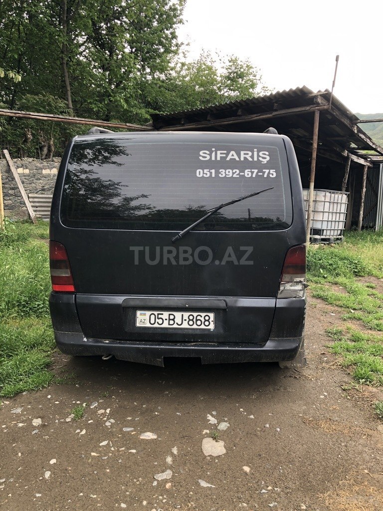 Mercedes Vito 108 D