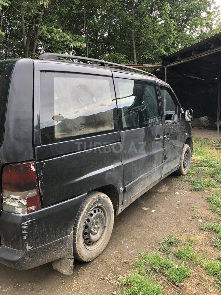 Mercedes Vito 108 D