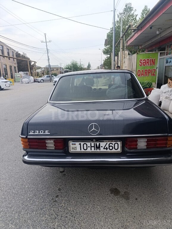 Mercedes W123