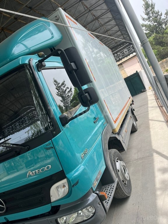 Mercedes Atego 818