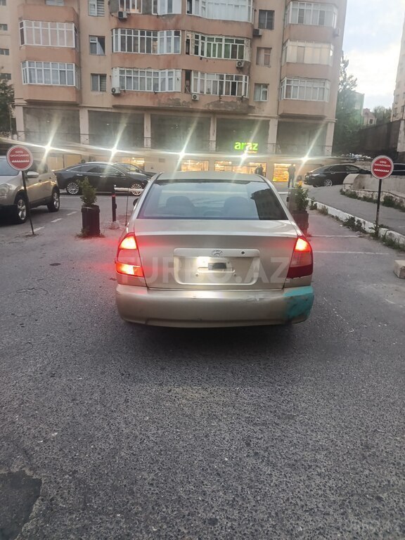 Hyundai Accent