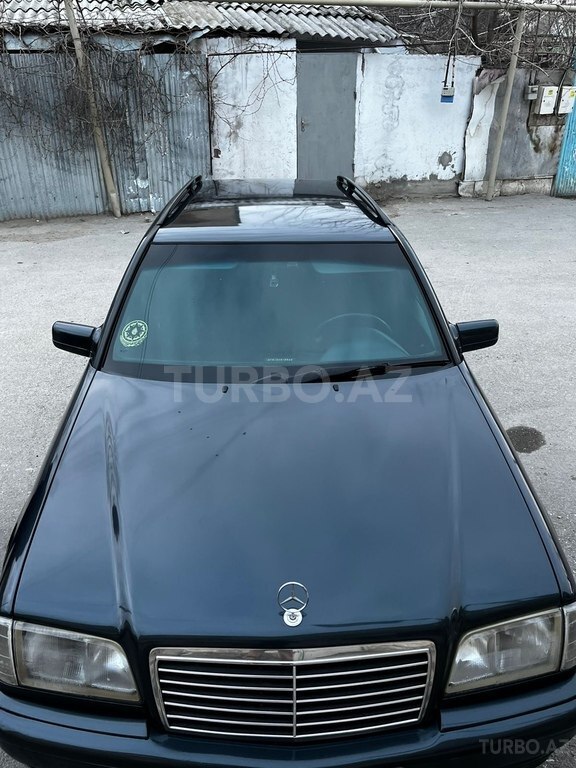 Mercedes C 180