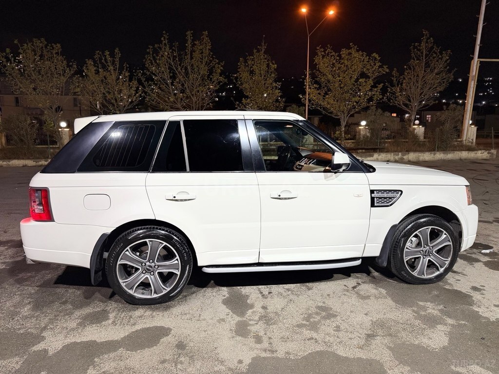 Land Rover RR Sport