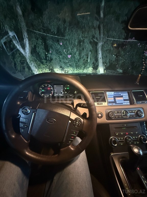 Land Rover RR Sport