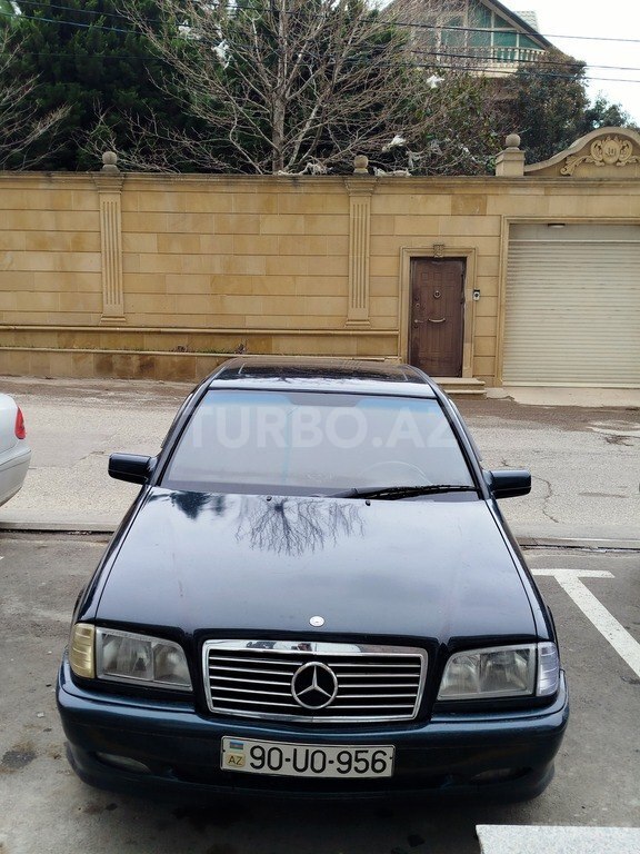 Mercedes C 180