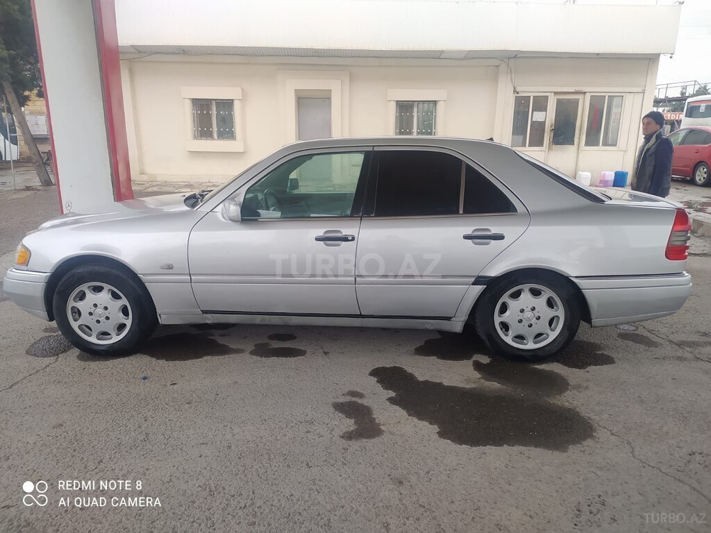Mercedes C 280