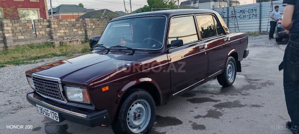LADA (VAZ) 2107
