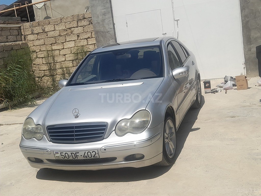 Mercedes C 230