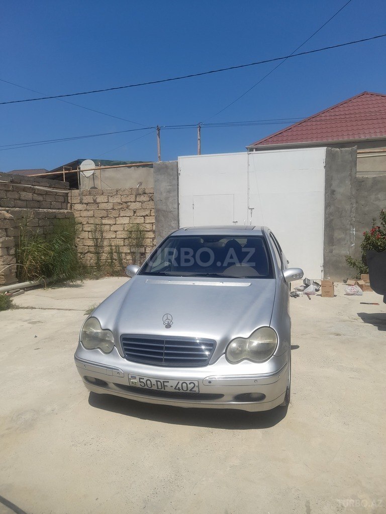 Mercedes C 230