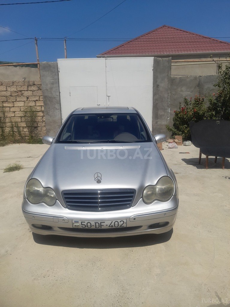 Mercedes C 230