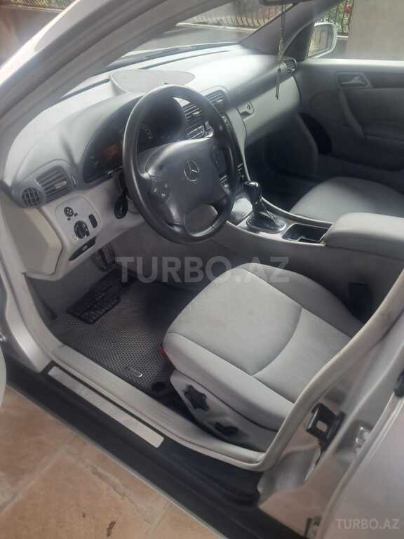 Mercedes C 230