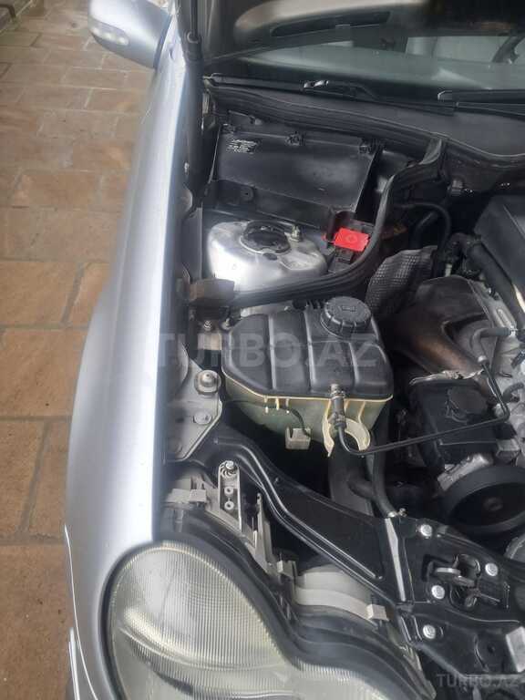 Mercedes C 230