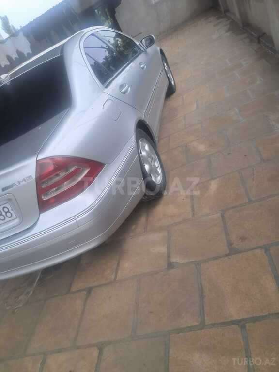 Mercedes C 230