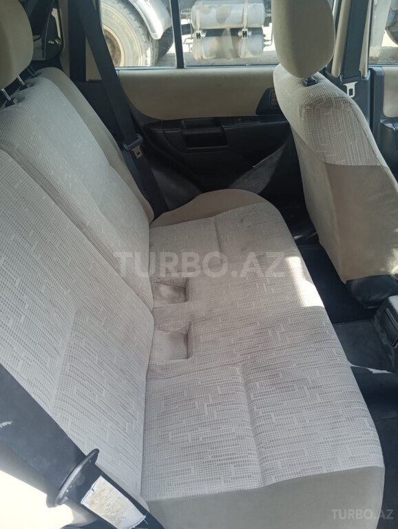 Mitsubishi Pajero io