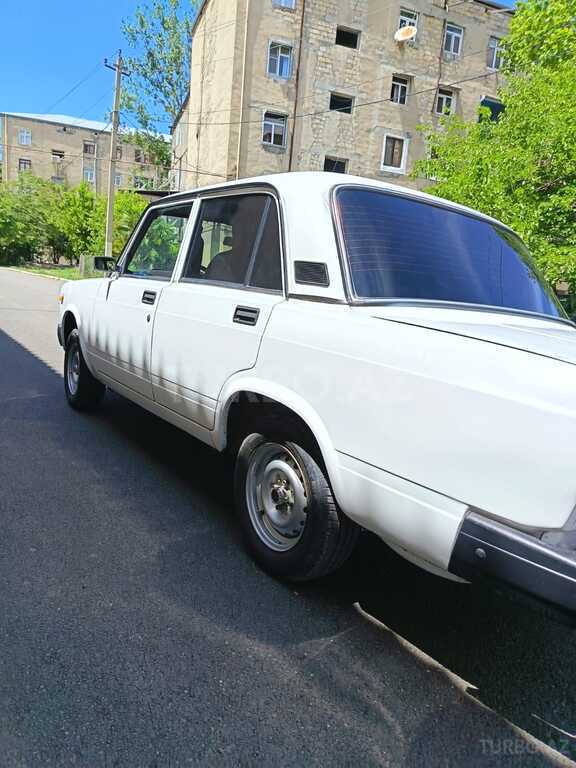 LADA (VAZ) 2107