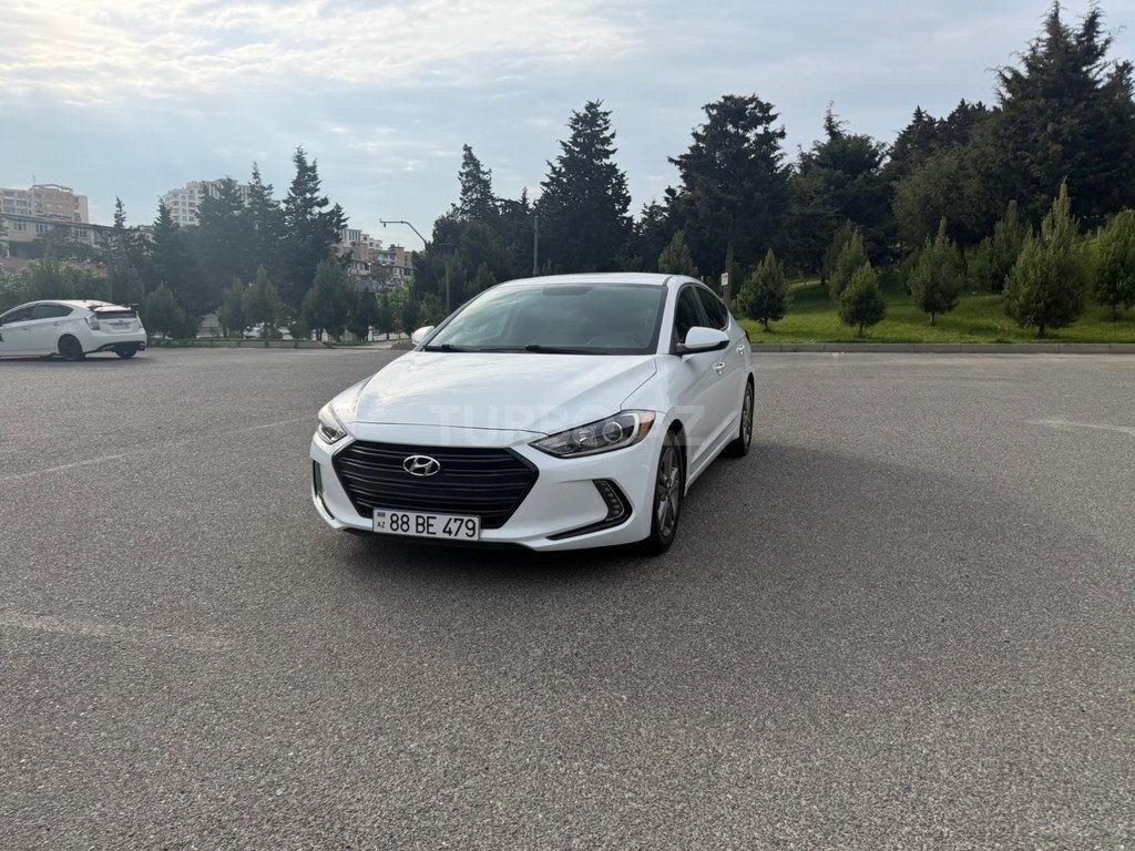 Hyundai Elantra