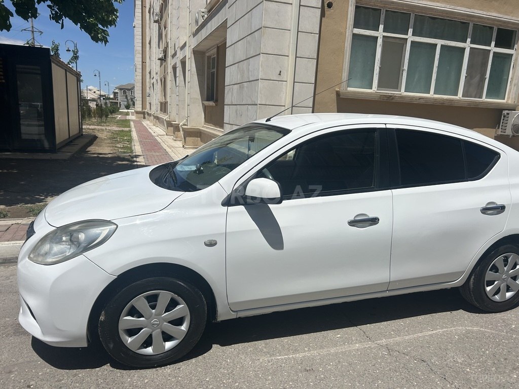 Nissan Sunny