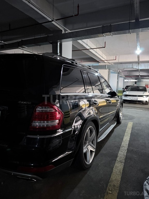 Mercedes GL 550 4MATIC