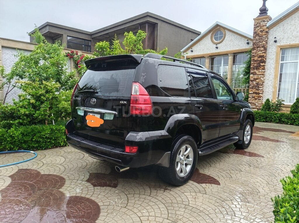 Toyota Land Cruiser Prado