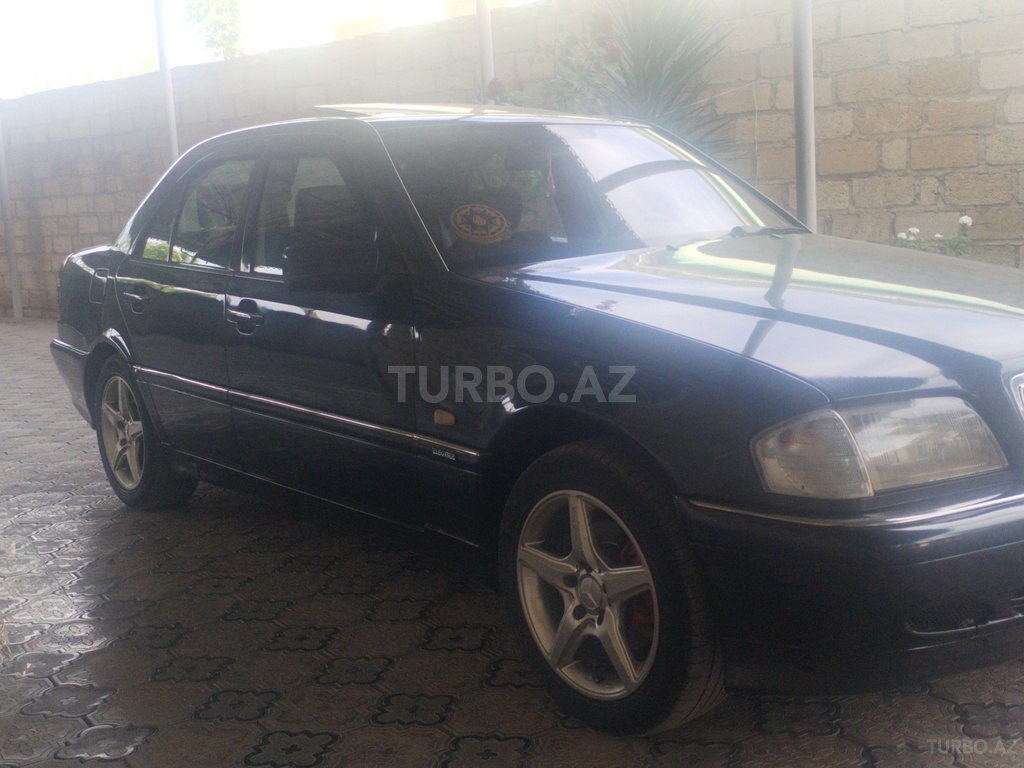Mercedes C 200