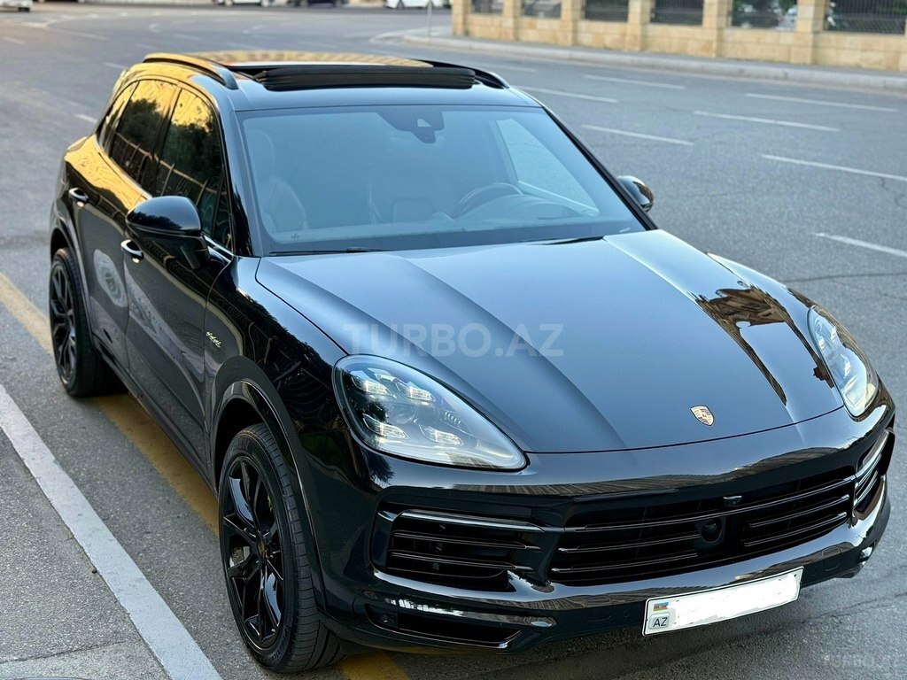 Porsche Cayenne Turbo S E-Hybrid