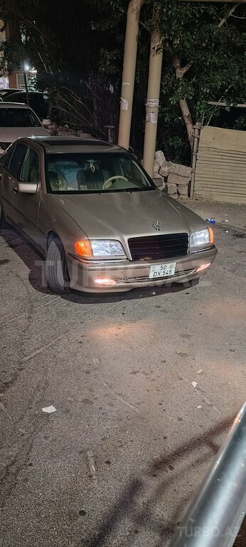 Mercedes C 230
