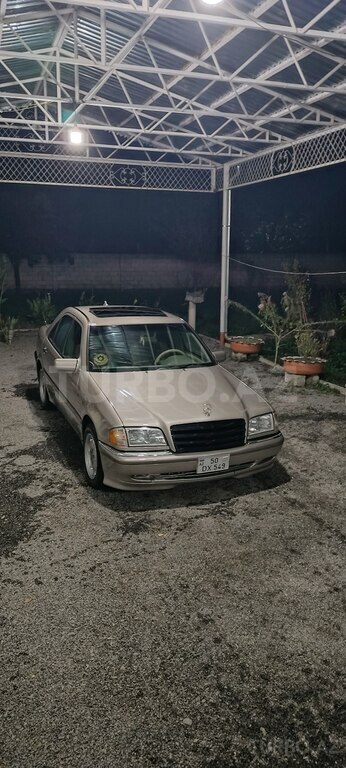 Mercedes C 230