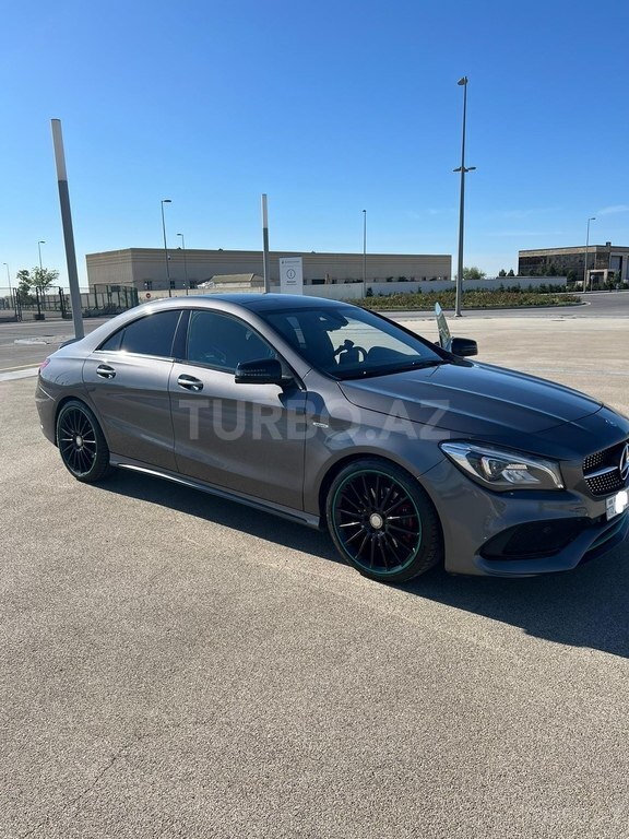 Mercedes CLA 250