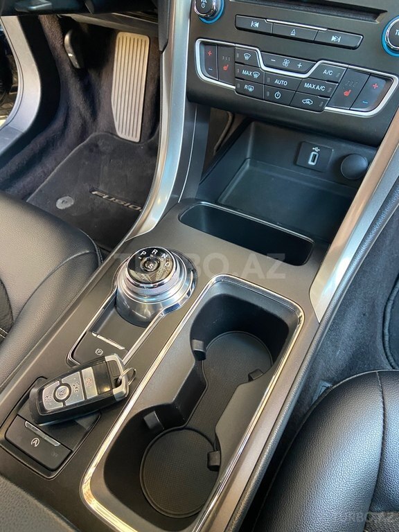 Ford Fusion (North America)