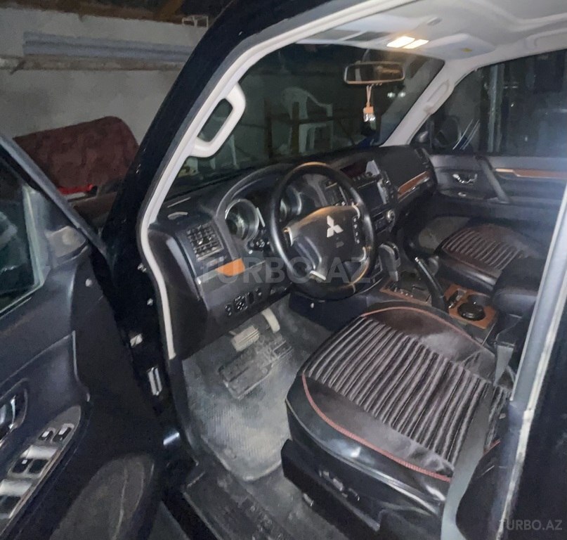 Mitsubishi Pajero
