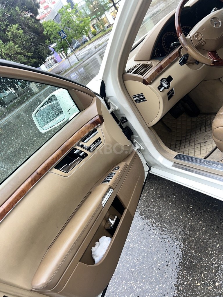 Mercedes S 350