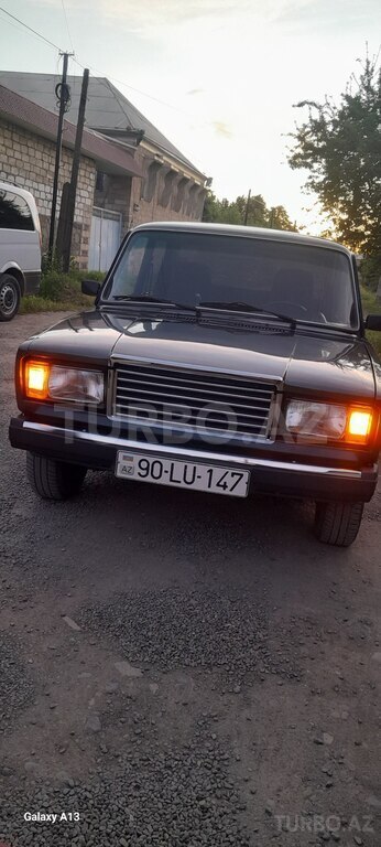 LADA (VAZ) 2107