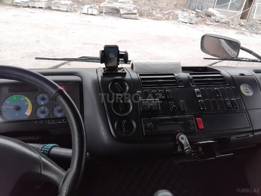 Mercedes Atego 1823