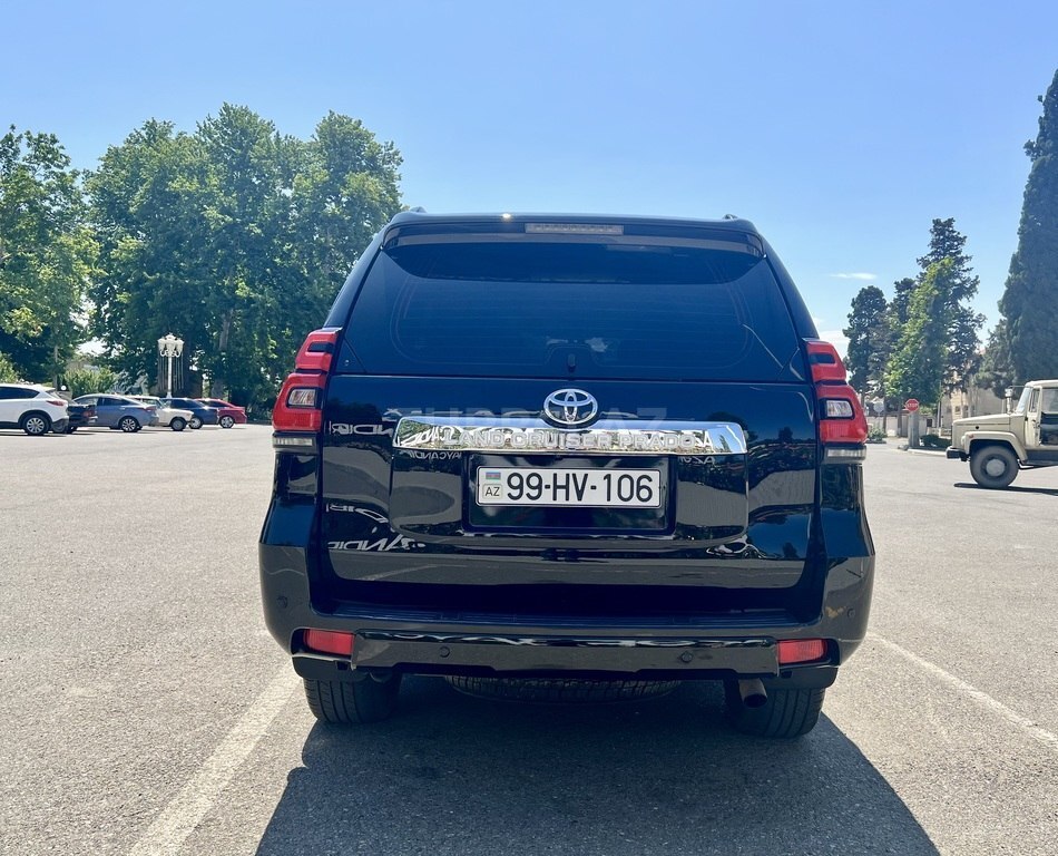 Toyota Land Cruiser Prado
