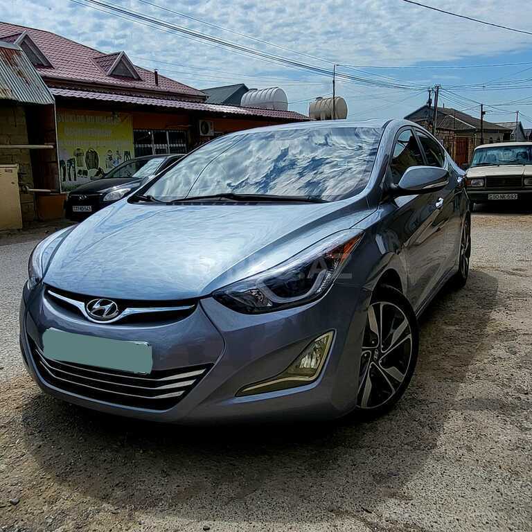Hyundai Elantra