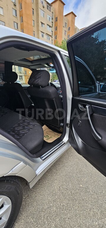 Mercedes C 200