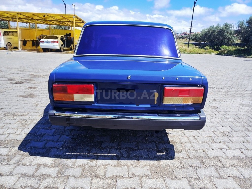 LADA (VAZ) 2107