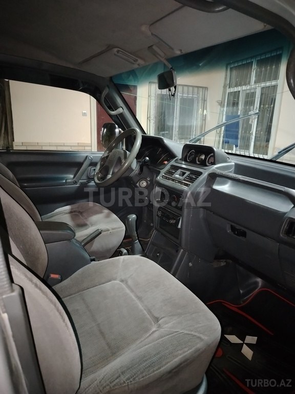 Mitsubishi Pajero